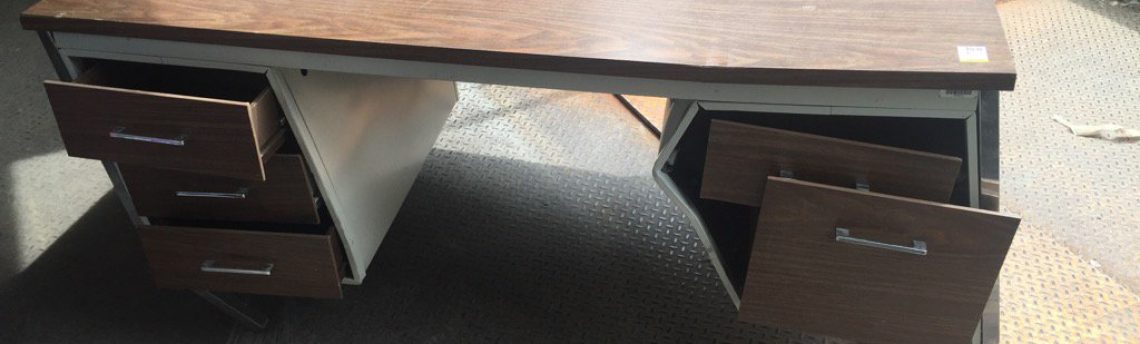 Lightly used “half compacted” desk for sale. No returns. https://t.co/EjixHvriHW