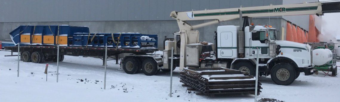 Main conveyor items loaded and heading into the building. https://t.co/uHzb65uf1X