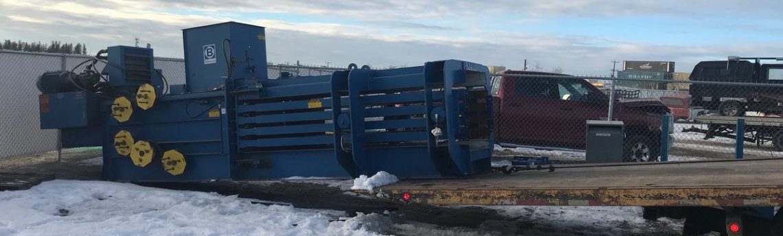 Loading the Balemaster; it’s going back into where it was taken out of in August. https://t.co/PbJlLgNtG7